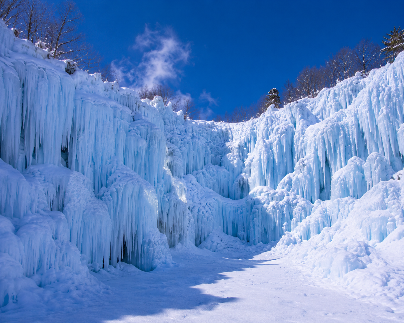 Sounkyo Ice Falls frozen formations